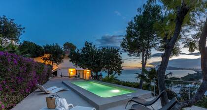 Villa ANA CLARA by Abahana Villas