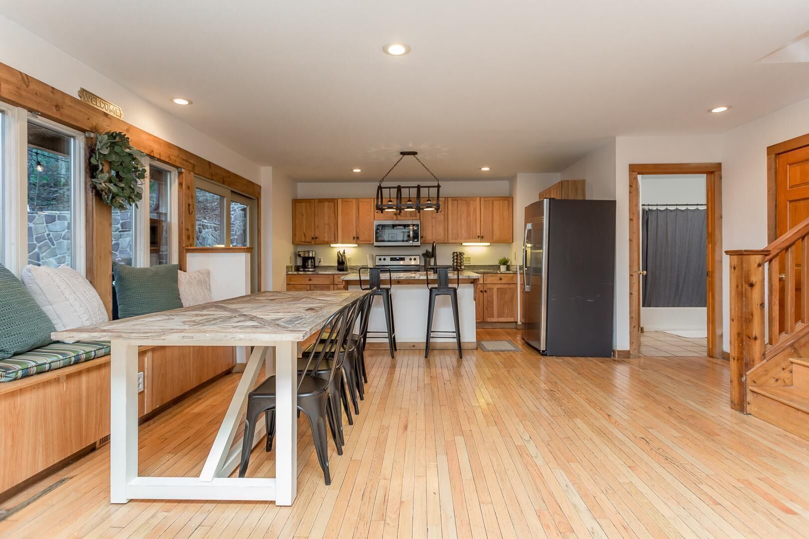 Private Serene Wood-sided Cabin Near Biking Hiking Spots HOT TUB Backs up to GW National Forest