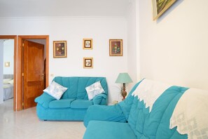 TV - Casa Noni (Santa Cruz de Tenerife)