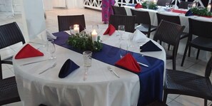 Banquet hall - Sunset on the Cliffs (Negril)