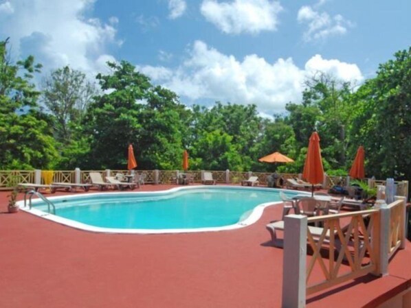 Alberca al aire libre 