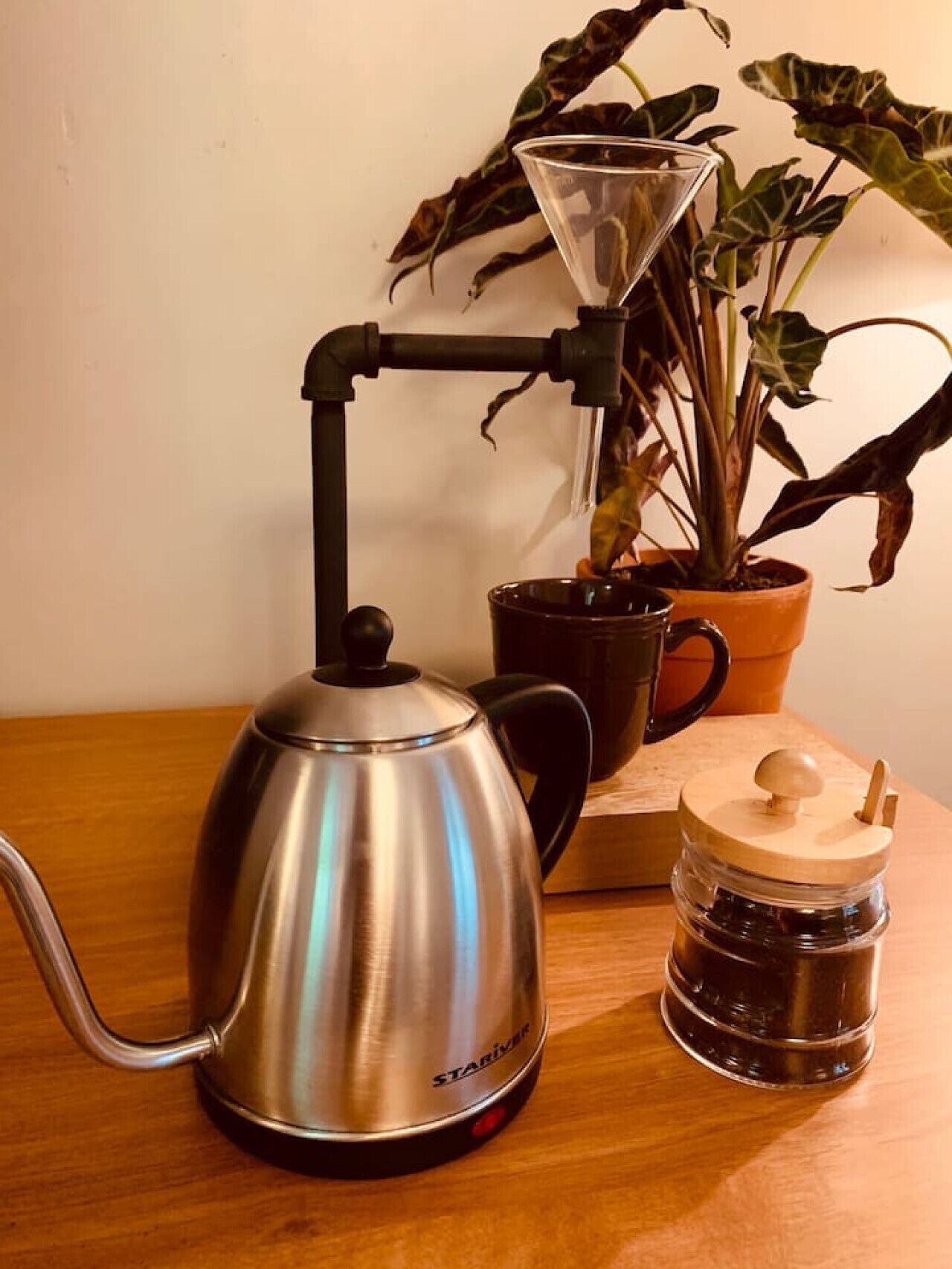 Kaffe og/eller kaffemaskine