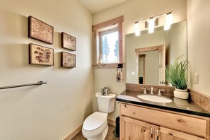 Dusj, boblebad og håndklær