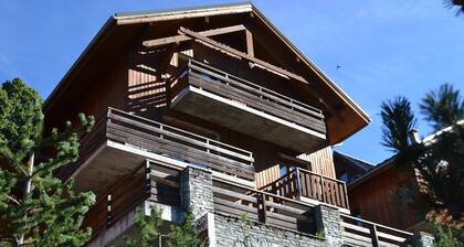 Chalet de Marie n°9 - Three Bedroom Apartment, Sleeps 8