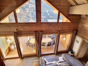 Fernseher, Kamin