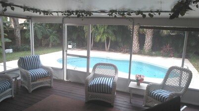 Comfortable 3 bedroom 3 bath beach house .pool..3 minute walk to beach.