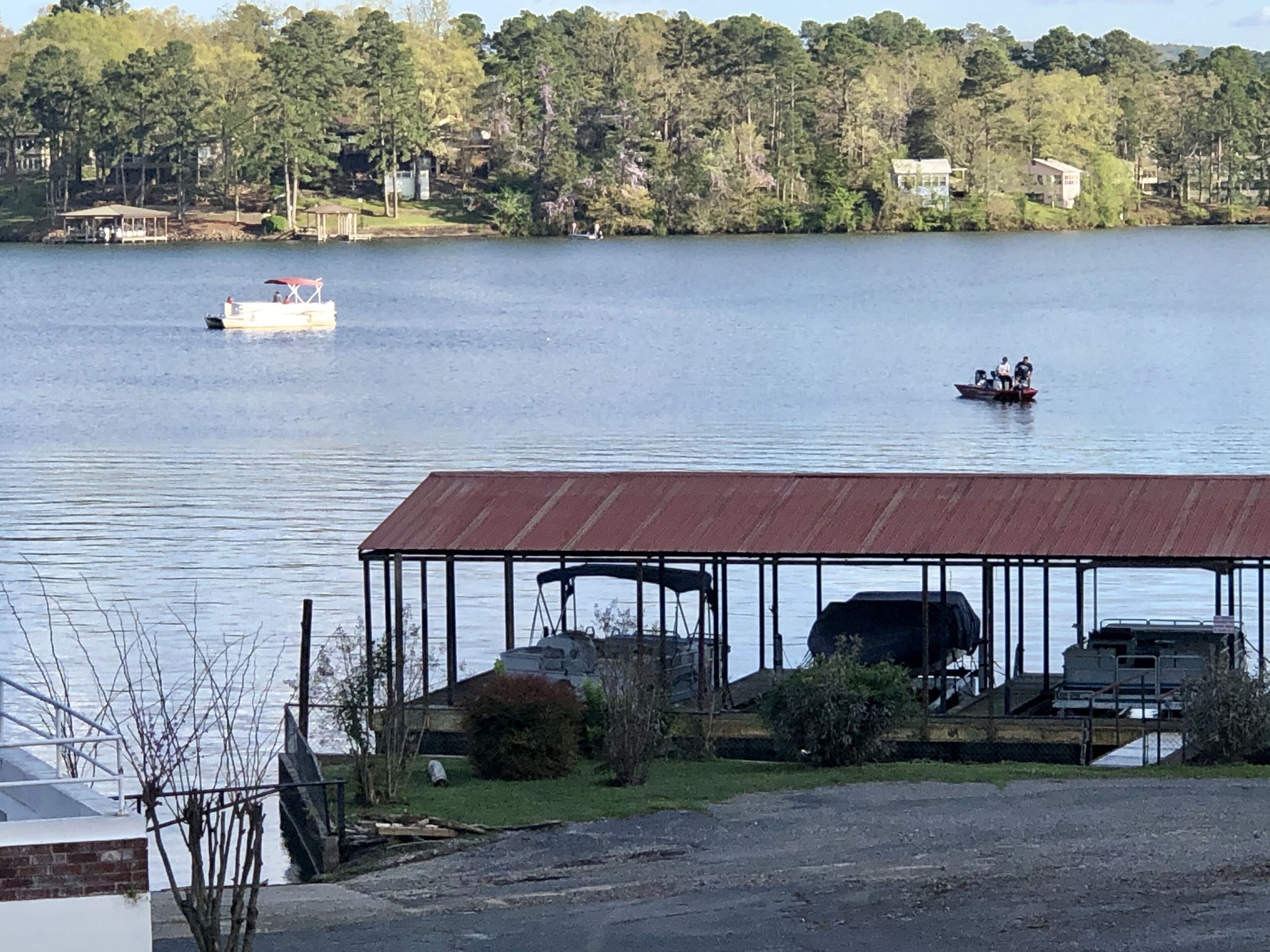 1BR, Lake Condo, Boat Launch & Pool!