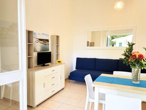 Fernseher, Kamin