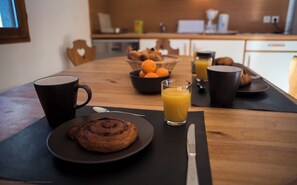 Breakfast meal