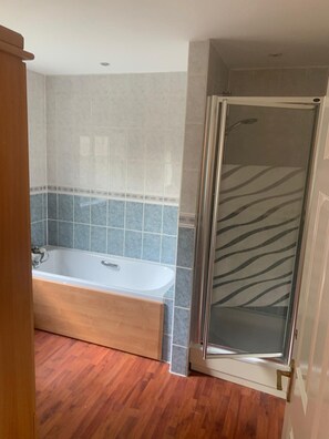 Maison | Salle de bain | Serviettes fournies
