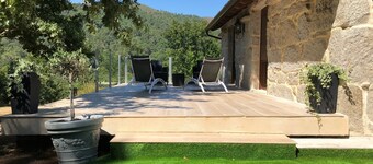 Historic house with views of the Xurés