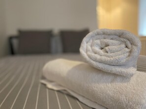 House | Room amenity - Amazing 8 bedroom apartment (Newcastle-upon-Tyne)