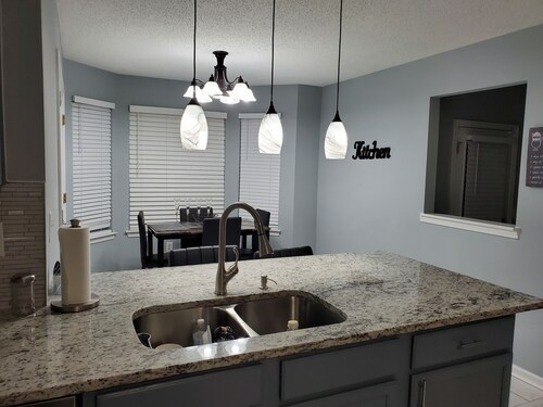 Stone Mountain Escape 4 Bedroom Private Home