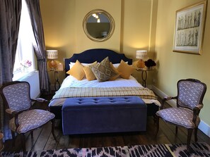 1 bedroom, iron/ironing board, WiFi, bed sheets - Spacious and elegant apartment in country house only 5min to Bicester Village (Middleton Stoney)