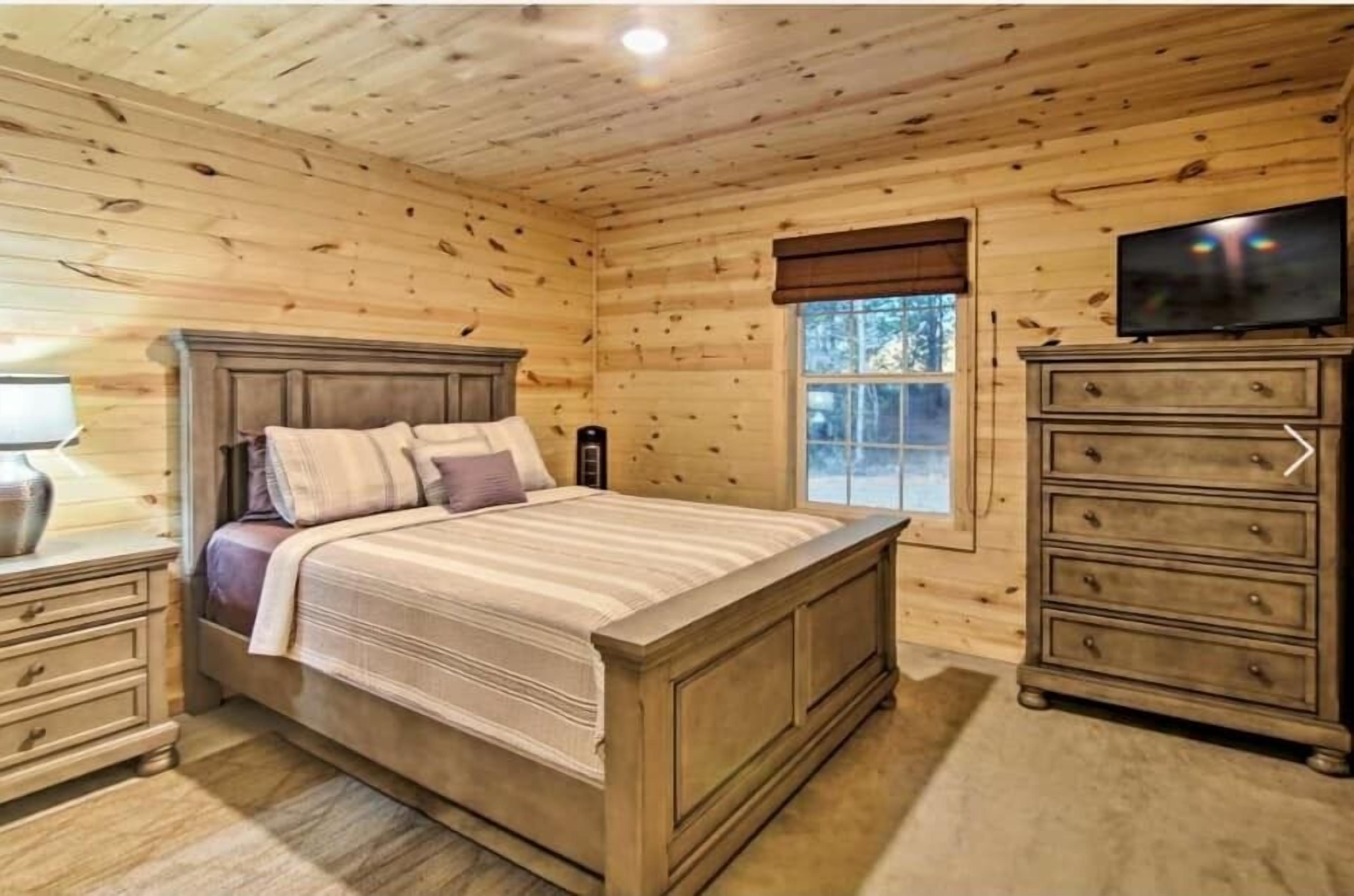 The Notebook New Construction Minutes from Mountain Fork River