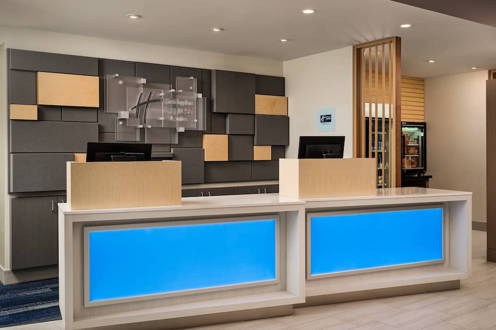 Holiday Inn Express & Suites Lockport by IHG