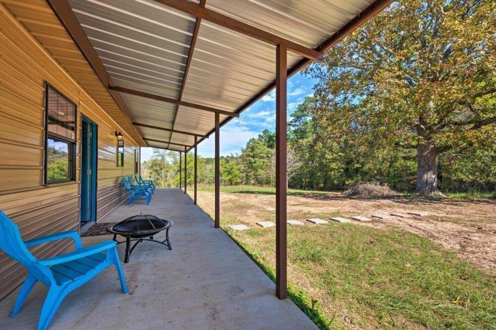 Wander Inn Lodge New Construction Minutes from Mountain Fork River