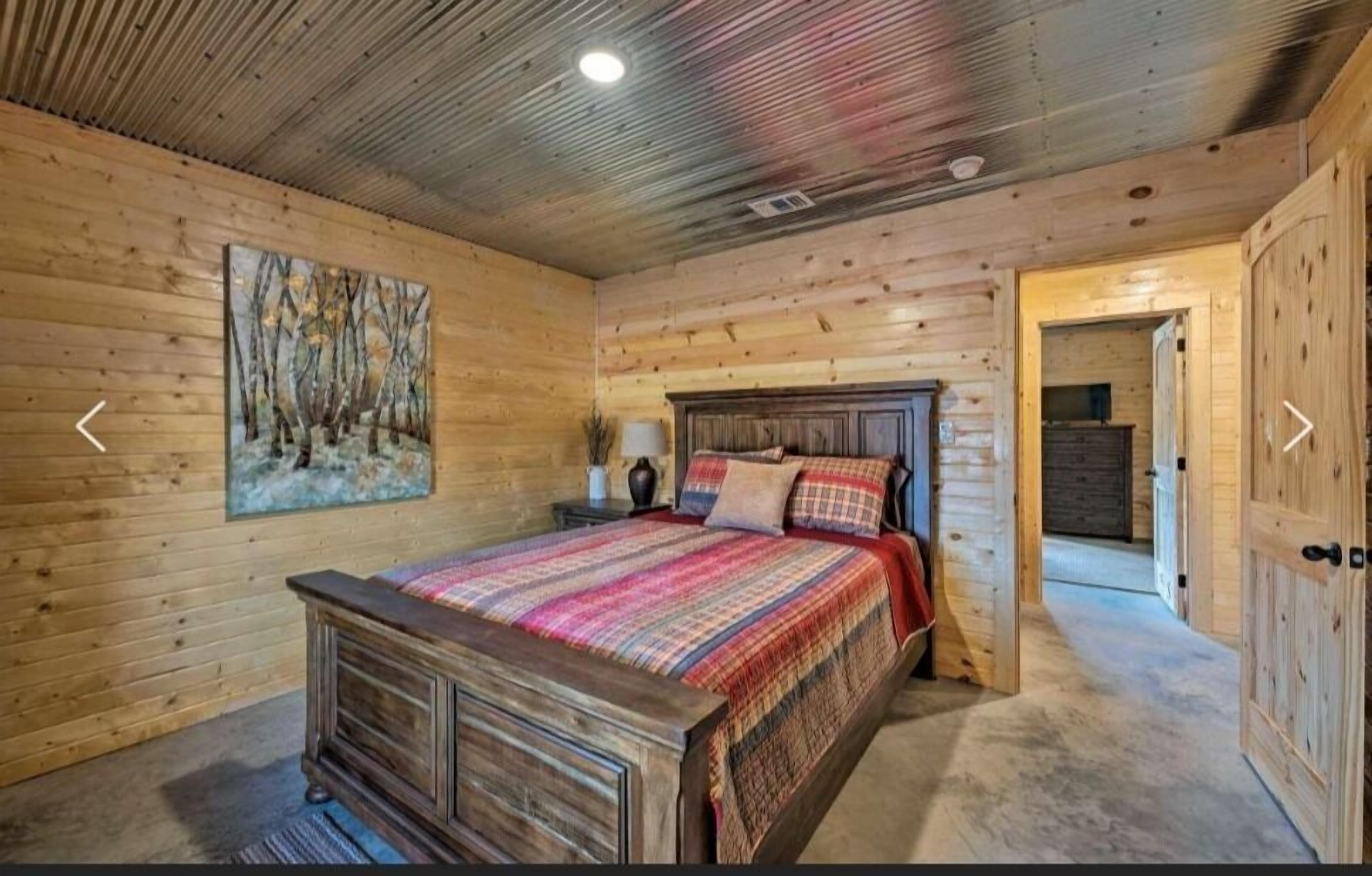 Little House on the Prairie 3 Bed Luxury Cabin Mins from Mt. Fork River