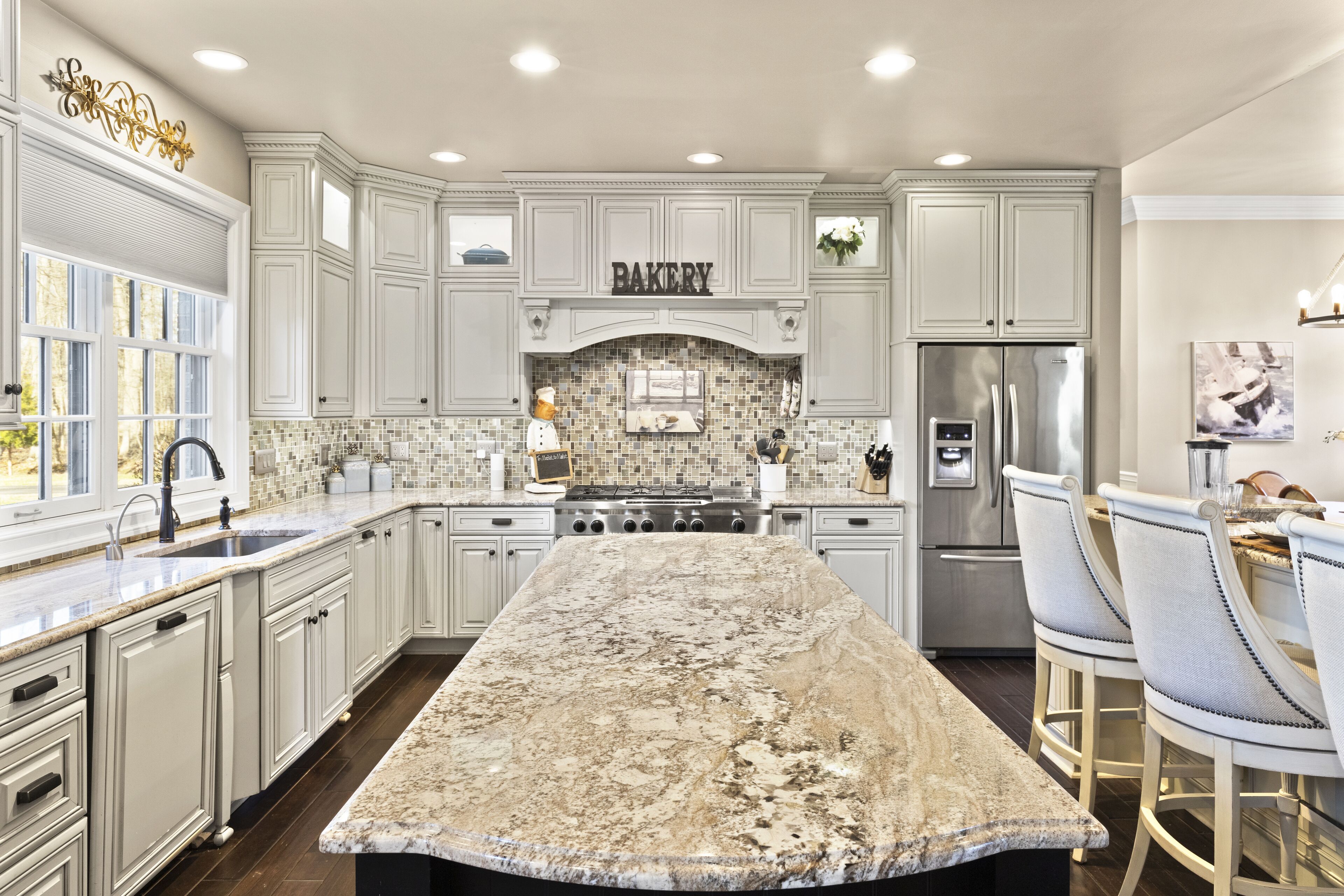 Retreat, Celebrate and Reunite  in Luxury!