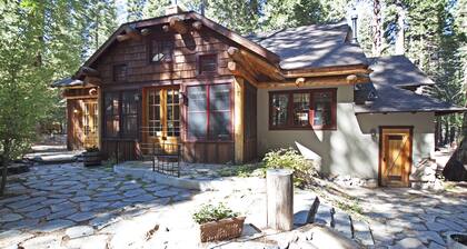 Homewood Hideaway - 4 bedroom, 3 bath, beautiful construction