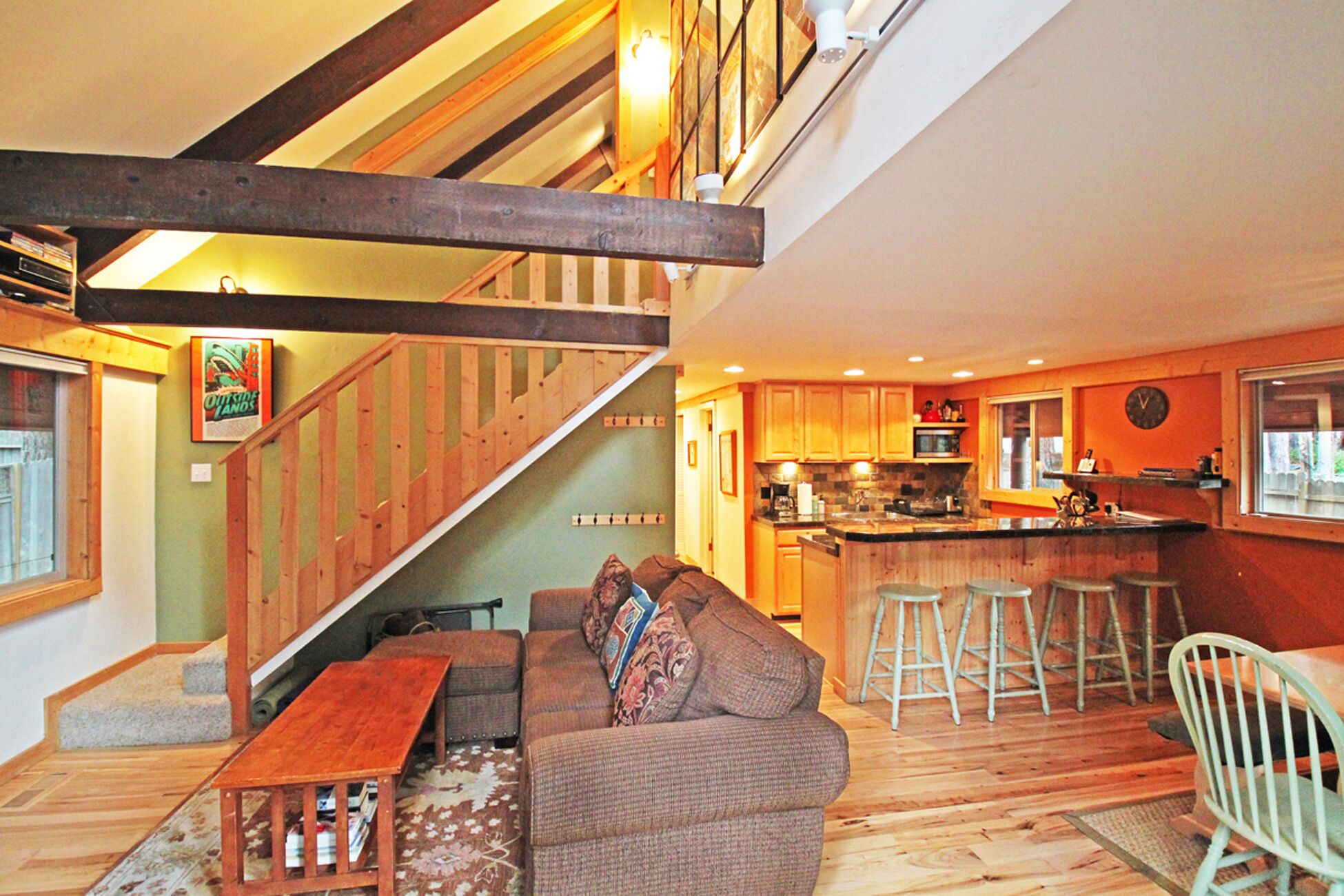 The Fillmore in Tahoe Park ~ Walking Distance to Lake! Hot Tub!