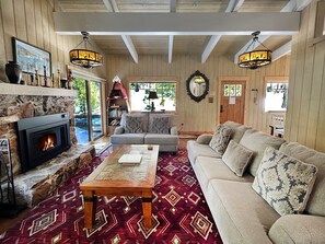 TV, fireplace, DVD player
