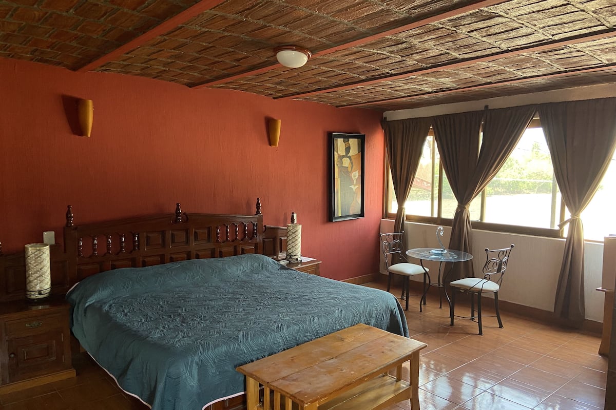 Standard Room, 1 King Bed | Free WiFi