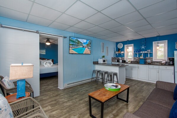 Schreibtisch, Bügeleisen/Bügelbrett, kostenloses WLAN, Bettwäsche