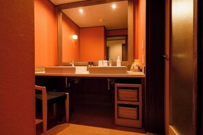 ห้องน้ำ