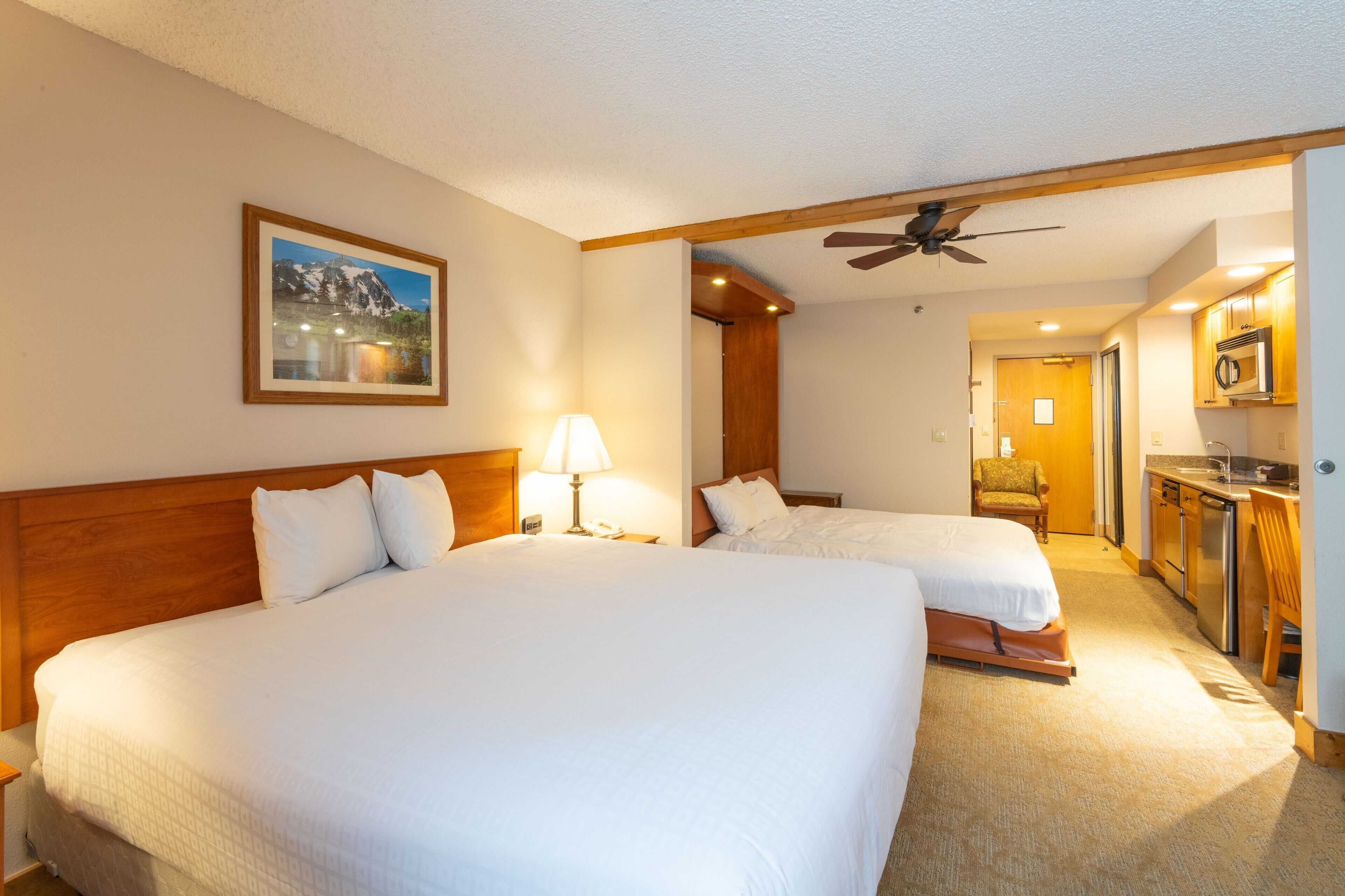 Ultimate Grand Lodge Studio - Ski/Bike Base Area!