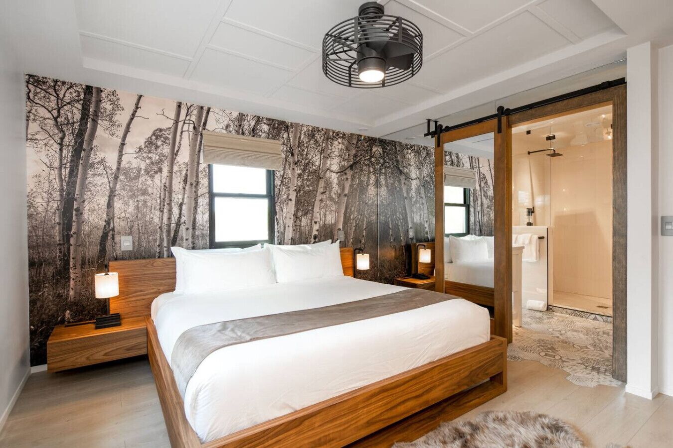 3 Schlafzimmer, Schreibtisch, Bügeleisen/Bügelbrett, kostenloses WLAN