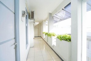 Property grounds - OYO 2075 Graha Marina (Surabaya)