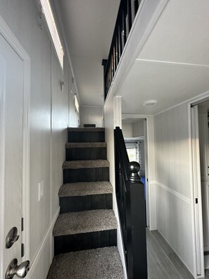 Interior - The Seashell Shack - Waterfront Tiny House on Back Bay (Virginia Beach)