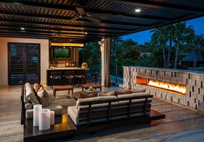 Terrace/patio - Private Luxury Escape, Cabo San Lucas Villa 1048 (Cabo San Lucas)