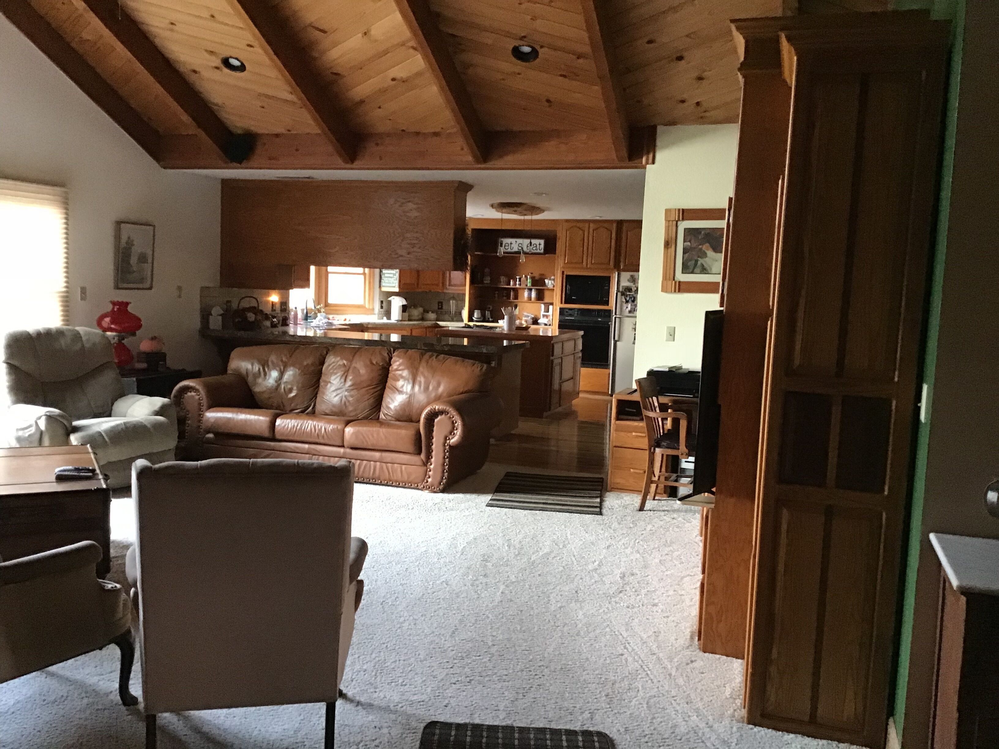 3 Acre Country Estate Located in the Foothills Between San Fransisco & Yosemite