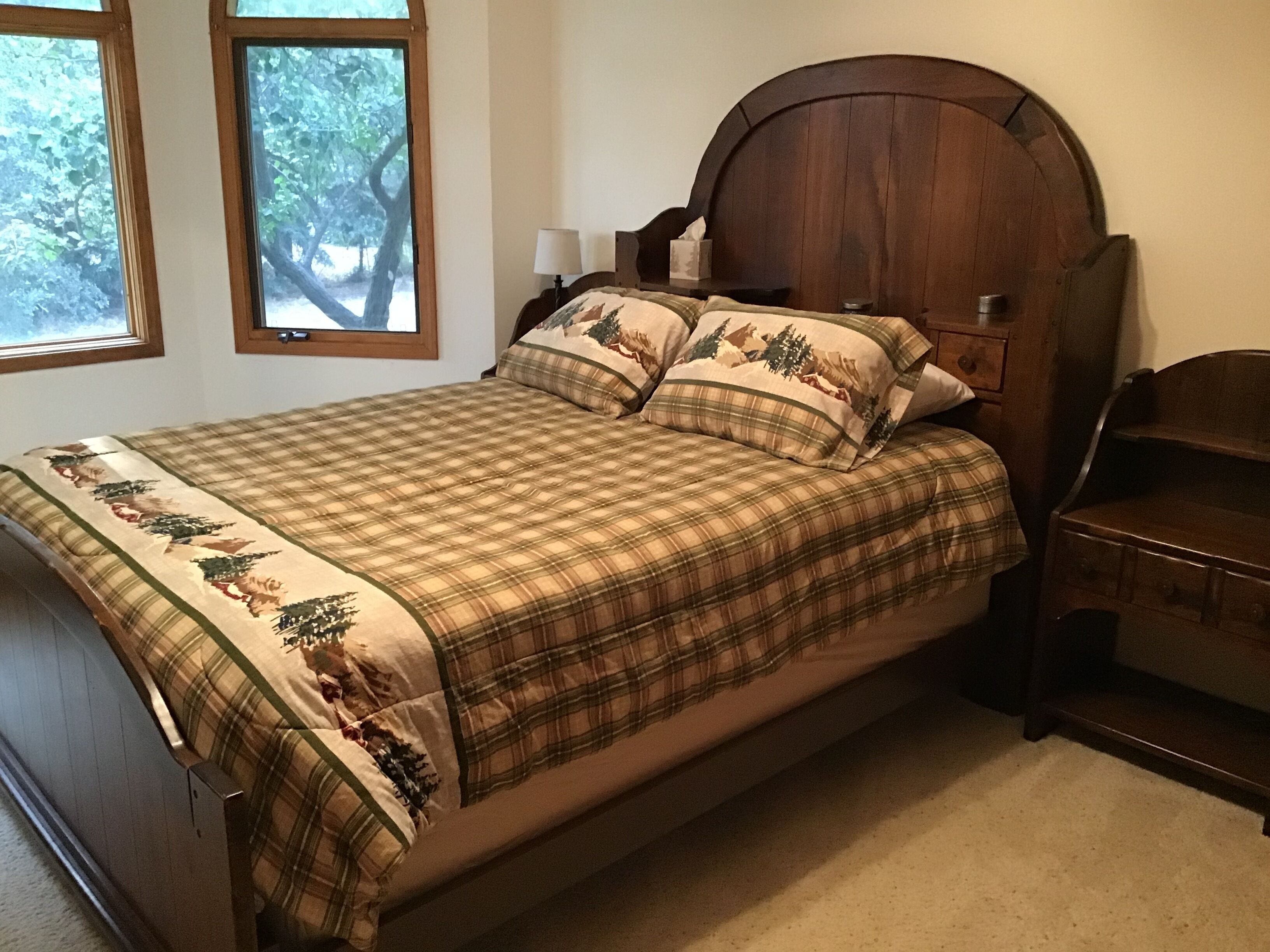 3 Acre Country Estate Located in the Foothills Between San Fransisco & Yosemite