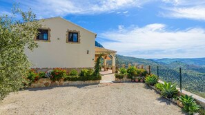 Property grounds - Vistahermosa del Gastor by Ruralidays (Cádiz)