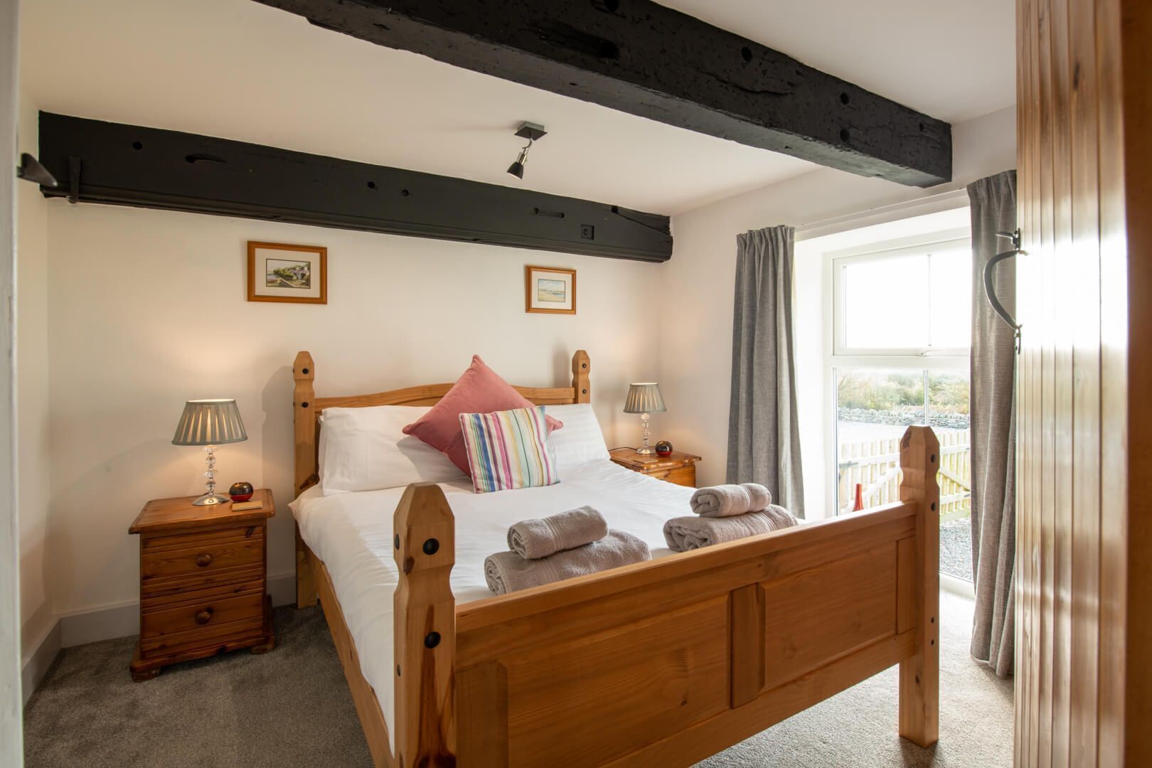 5 bedrooms, iron/ironing board, travel crib, free WiFi