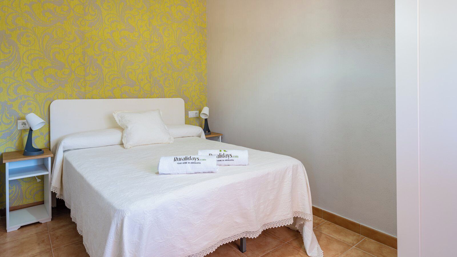 Casa Madrona Periana by Ruralidays