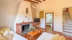 Living area - Casa Madrona Periana by Ruralidays (Málaga)