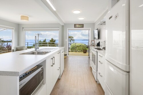 I See The Lake - Omori Holiday Home