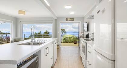 I See The Lake - Omori Holiday Home