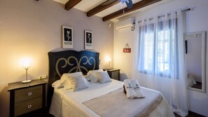 3 dormitoris, planxa i posts de planxar, un bressol de viatge i wifi 