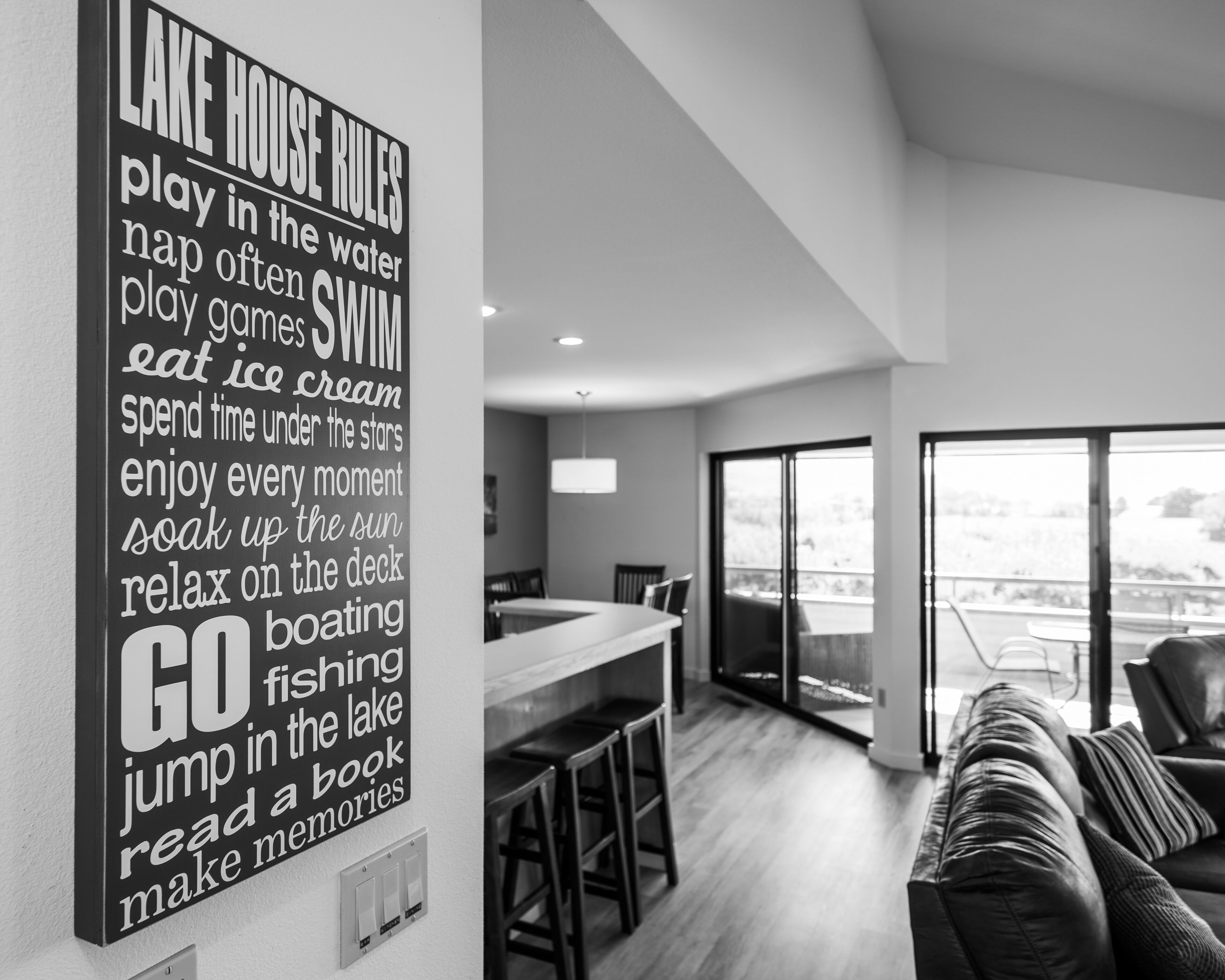 Wapato Point Halmalka Condo 510-A, 3 bed 2 bath, Sleeps 8,  Next to Outdoor Pool