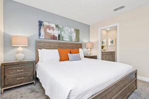 6 habitaciones, tabla de planchar con plancha y acceso a internet