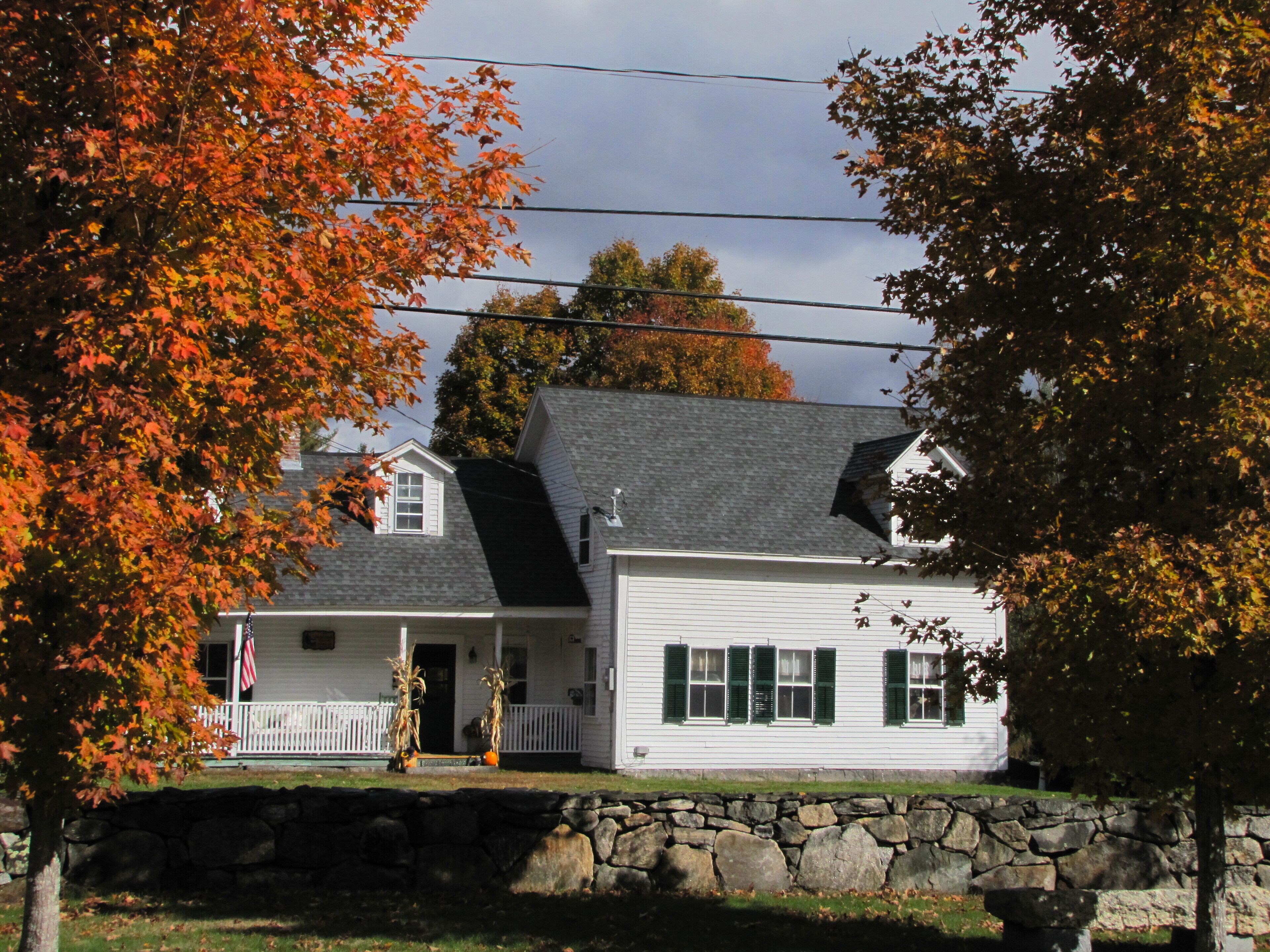 Newfound Lake Area 1890 Farmhouse - Completely Restored