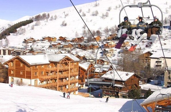 Snow and ski sports
