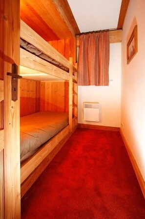 3 bedrooms, WiFi