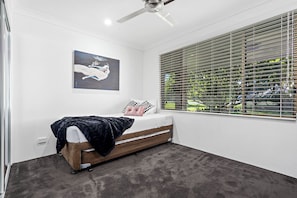 4 bedrooms, desk, iron/ironing board, travel cot