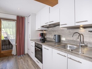 Microwave, oven, dishwasher